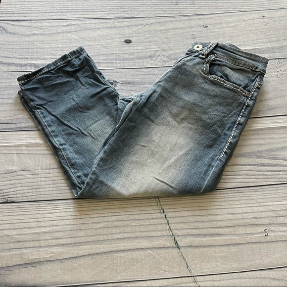 ✅HOST Pick✅ Maurices Cropped Jeans, Size 3/4 - Picture 2 of 9